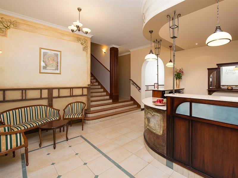 Hotel Sedan - Destigo 3*