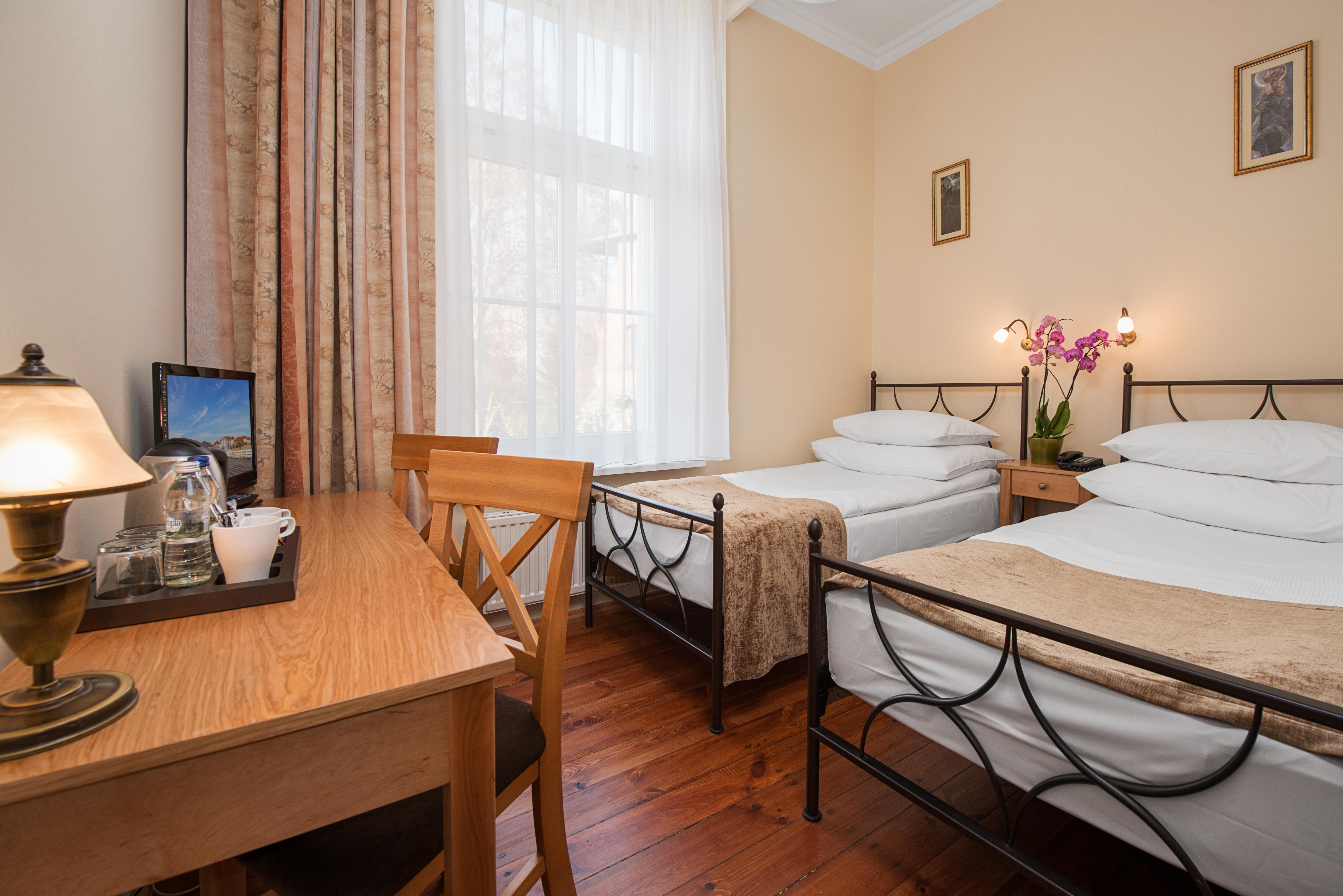 Hotel Sedan - Destigo Sopot