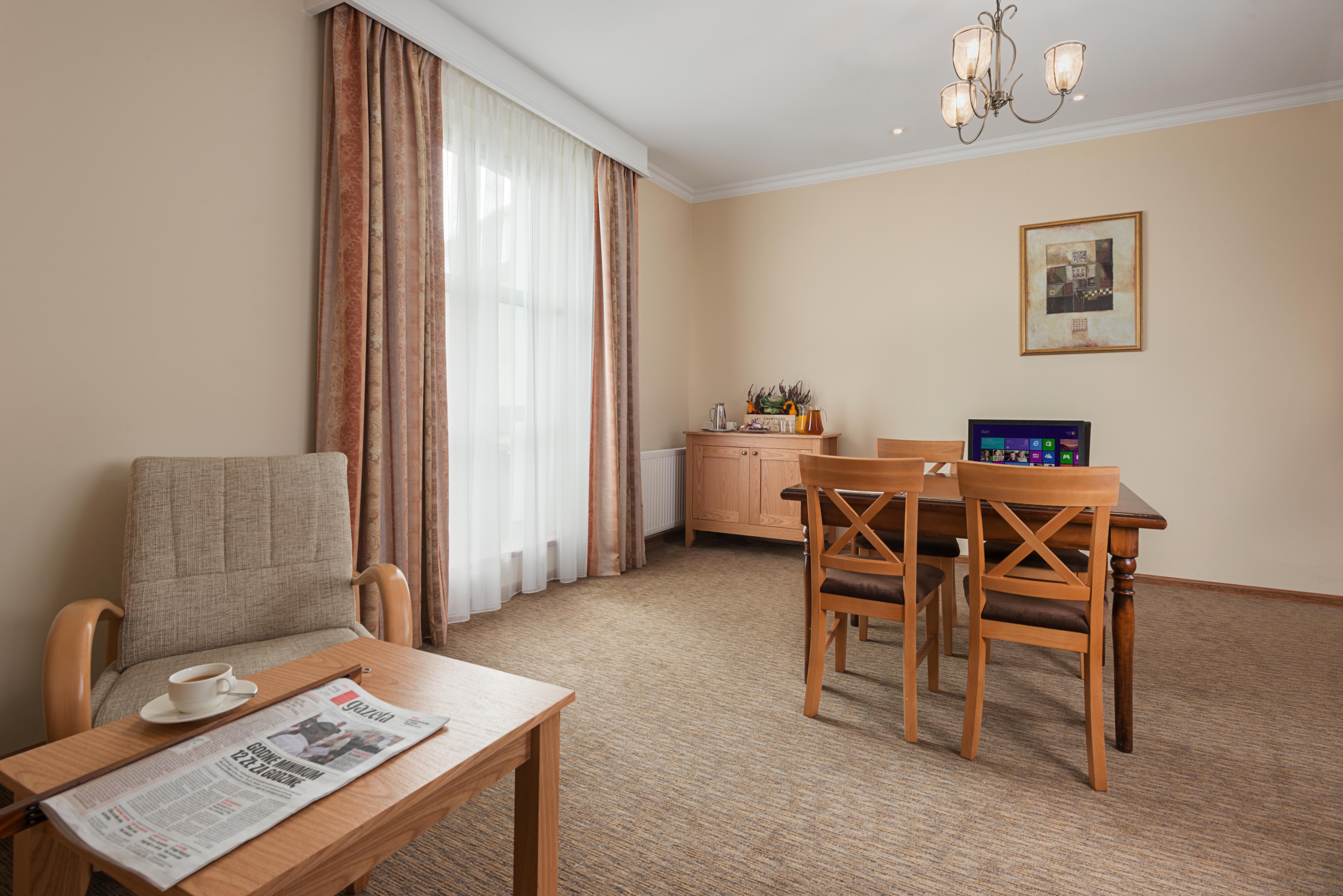 Hotel Sedan - Destigo Sopot